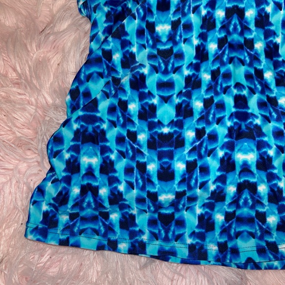 Athleta 213115 Blue Tie Dye Halter Underwire Swim Tara Tankini Top Sz 32 B/C - Picture 3 of 6